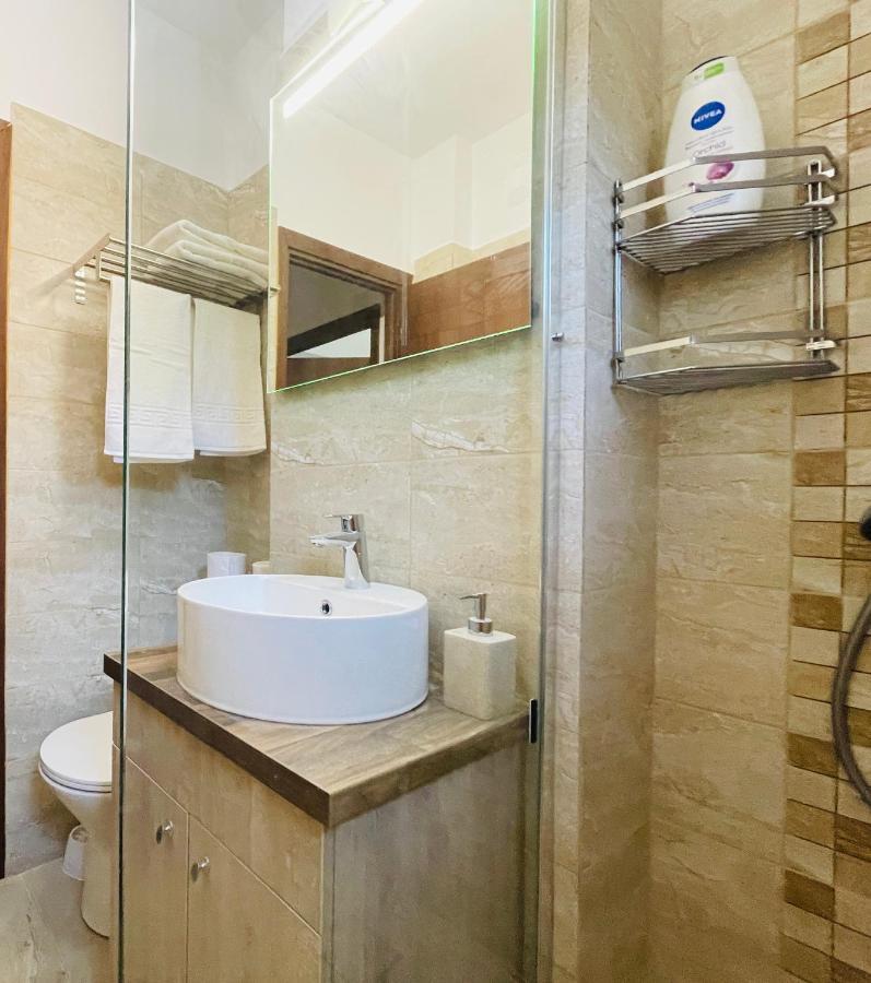 Apartament Central Apartment ยาช ภายนอก รูปภาพ