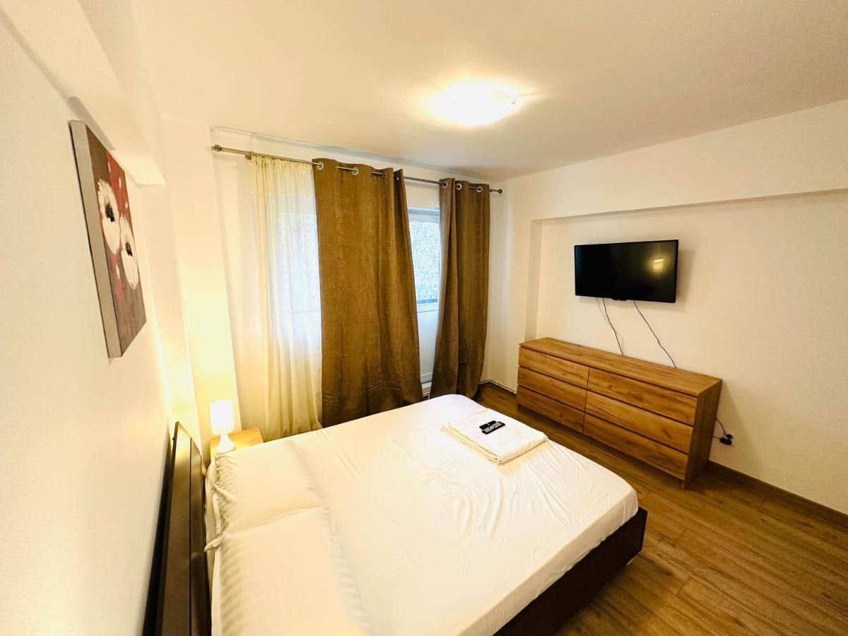 Apartament Central Apartment ยาช ภายนอก รูปภาพ