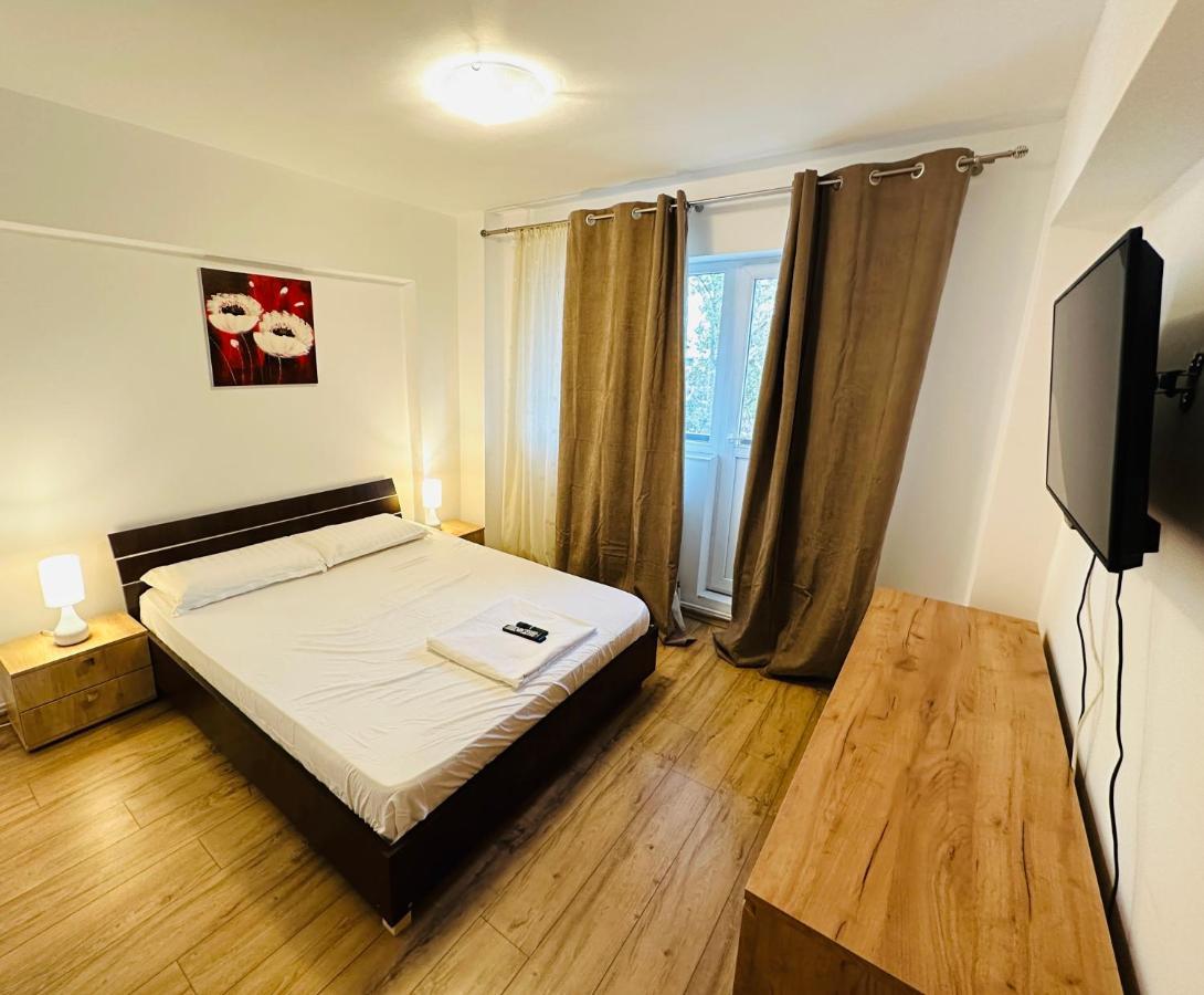 Apartament Central Apartment ยาช ภายนอก รูปภาพ